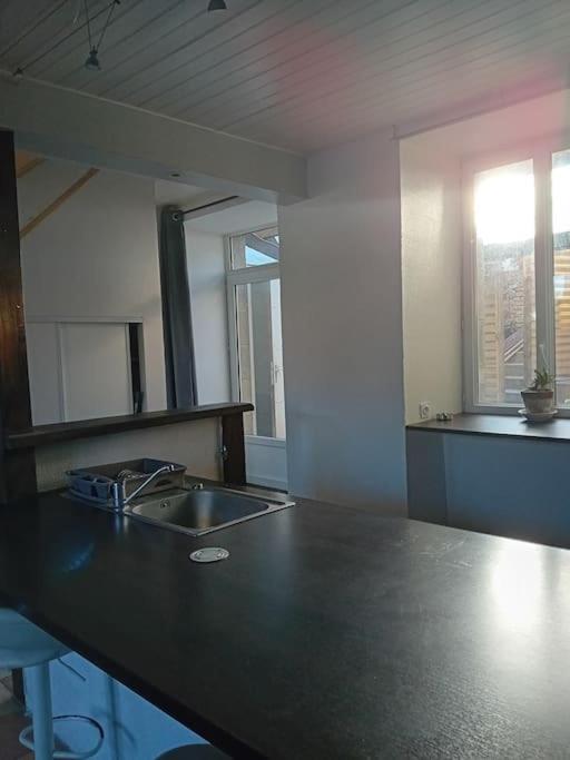 Maison De Bourg Dinge Bagian luar foto